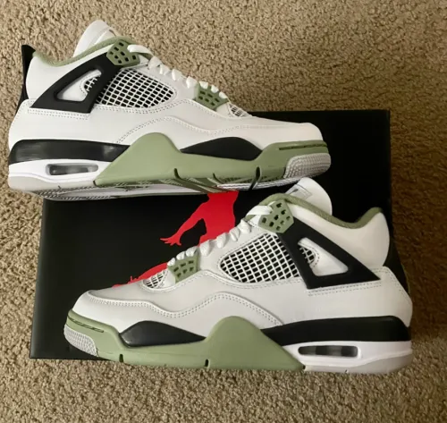 EM Sneakers Jordan 4 Retro Seafoam review 