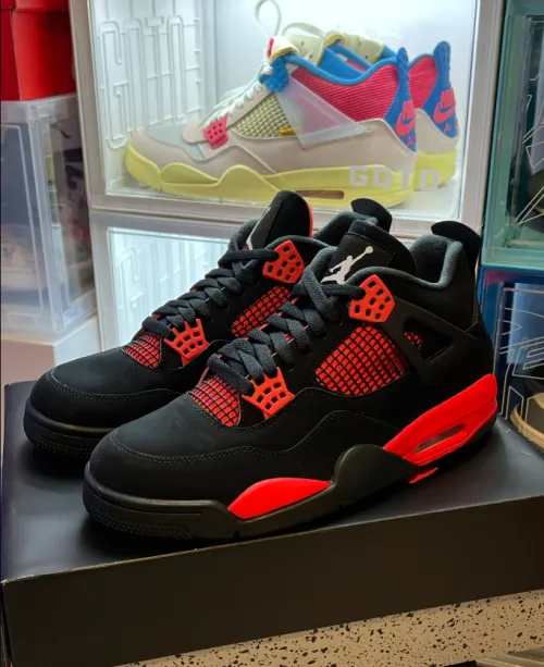 EM Sneakers Jordan 4 Retro Red Thunder review 