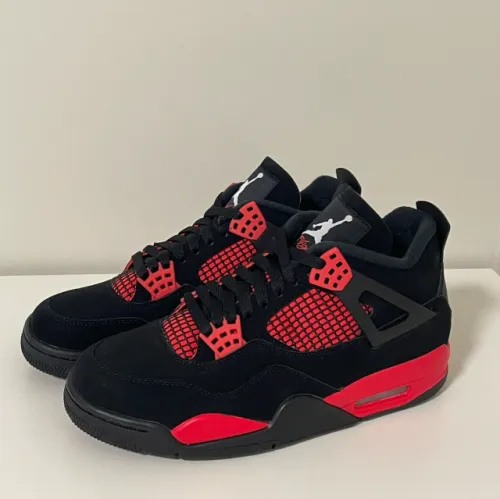 EM Sneakers Jordan 4 Retro Red Thunder review 