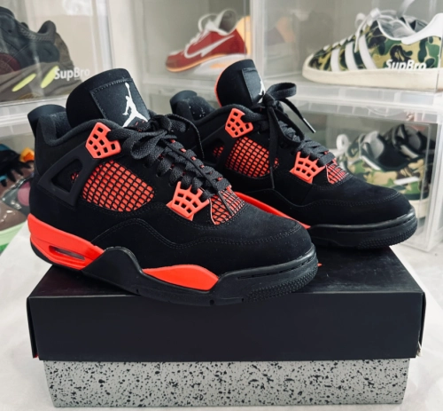 EM Sneakers Air Jordan 4 Retro Red Thunder reviewed by