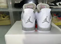 EM Sneakers Jordan 4 Retro White Oreo review 3
