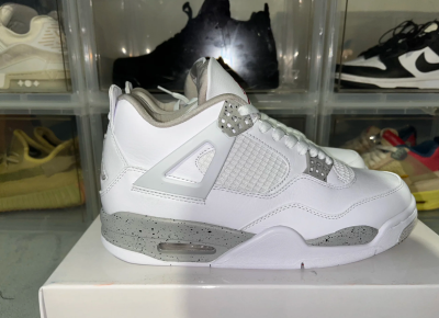 EM Sneakers Jordan 4 Retro White Oreo review Erik Jason 02