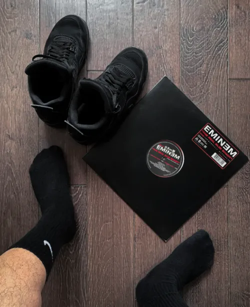EM Sneakers Jordan 4 Retro Black Cat review 
