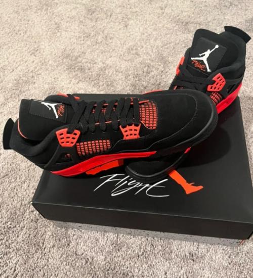 EM Sneakers Air Jordan 4 Retro Red Thunder reviewed by