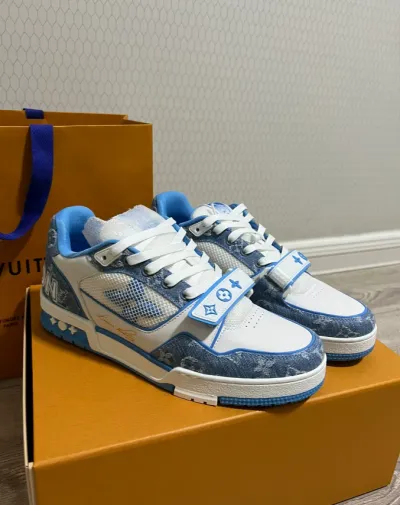 EM Sneakers Louis Vuitton Trainer Blue Cloth Surface review Deep Tray 00