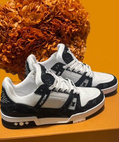 EM Sneakers Louis Vuitton Trainer Black and White Cloth Cover review Dnn Spp