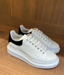 EM Sneakers Alexander McQueen Sneaker White Black review Aoo Boo