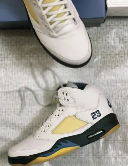EM Sneakers Jordan 5 Retro A Ma Maniére Dawn review Daniel Boo 01