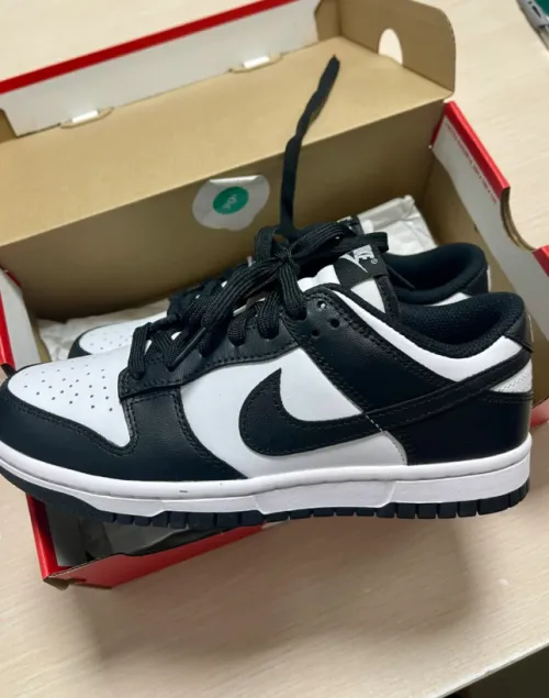 EM Sneakers Nike Dunk Low Retro White Black Panda review 