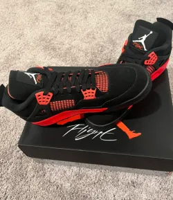 EM Sneakers Jordan 4 Retro Red Thunder review Bf S