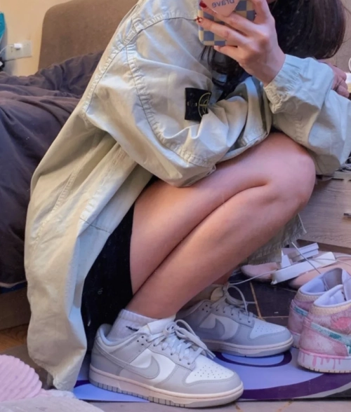 EM Sneakers Nike Dunk Low Grey Fog reviewed by