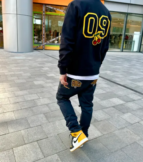 EM Sneakers Jordan 1 Retro High OG Taxi review 