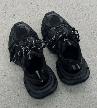 EM Sneakers Balenciaga 3XL Black and White review F T