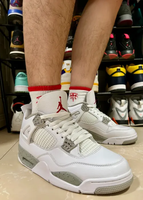 EM Sneakers Jordan 4 Retro White Oreo review 