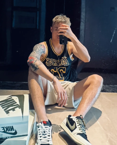 EM Sneakers Jordan 1 Low Golf × Travis Scott Neutral Olive review 