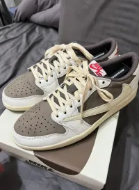 EM Sneakers Jordan 1 Retro Low OG SP Travis Scott Mocha review 0