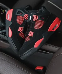 EM Sneakers Jordan 4 Retro Red Thunder review 1