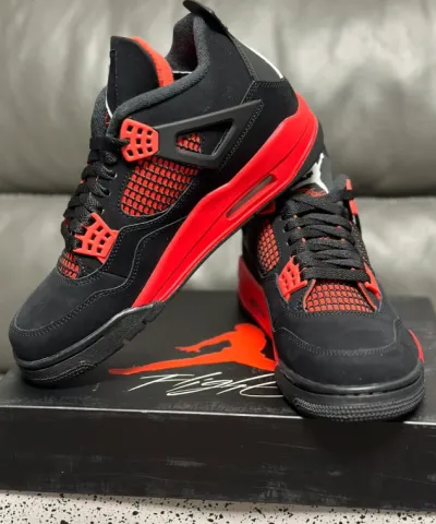 EM Sneakers Jordan 4 Retro Red Thunder review K O 00