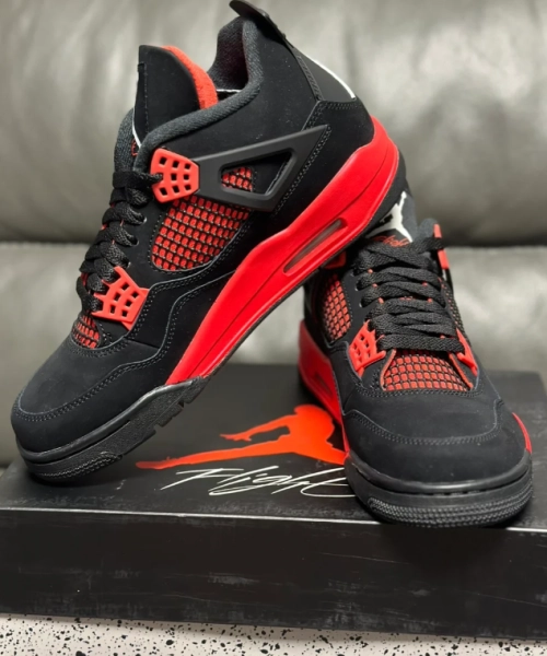 EM Sneakers Air Jordan 4 Retro Red Thunder reviewed by