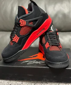 EM Sneakers Jordan 4 Retro Red Thunder review  K O 01