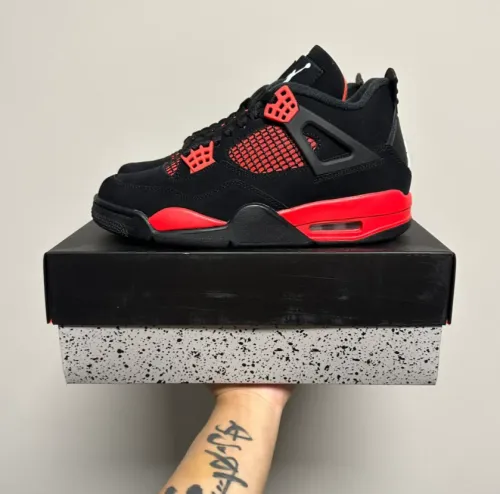 EM Sneakers Jordan 4 Retro Red Thunder review 