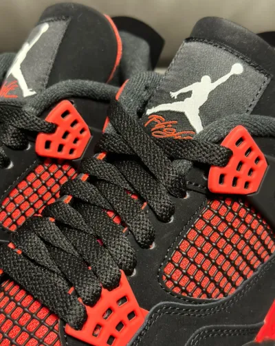EM Sneakers Jordan 4 Retro Red Thunder review B D 01