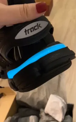 EM Sneakers Balenciaga Track LED Black review F V