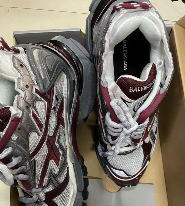 EMSneakers Balenciaga Runner White Wine Red review 1