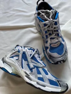 EM Sneakers Balenciaga Runner White Blue review H E