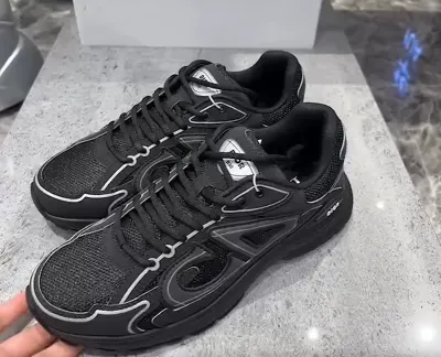EM Sneakers Dior B30 Black Coffee review E T