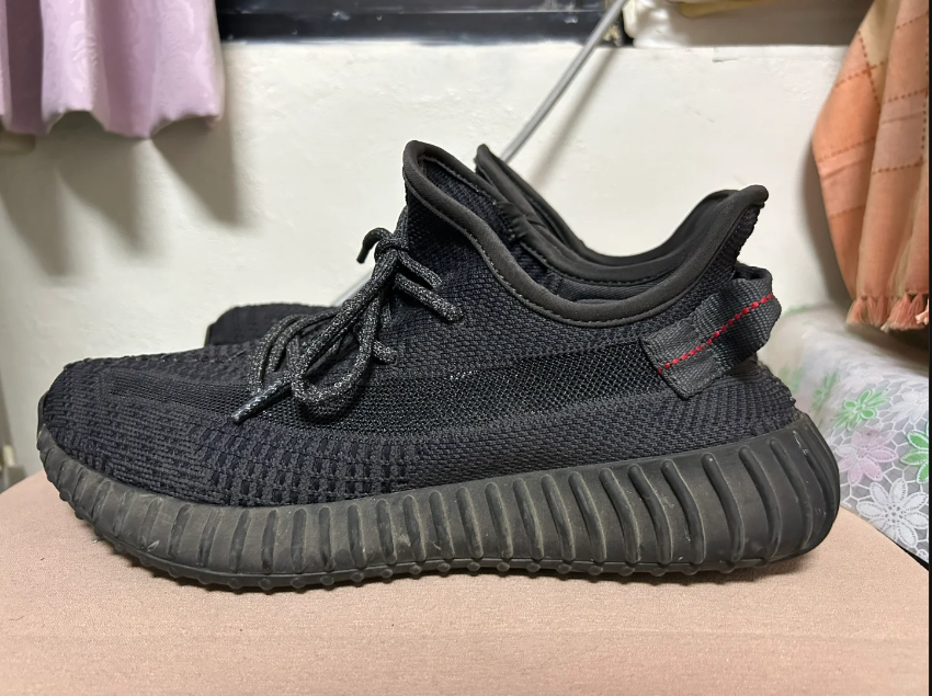 EM Sneakers Adidas Yeezy Boost 350 V2 Static Black (Reflective) review 0