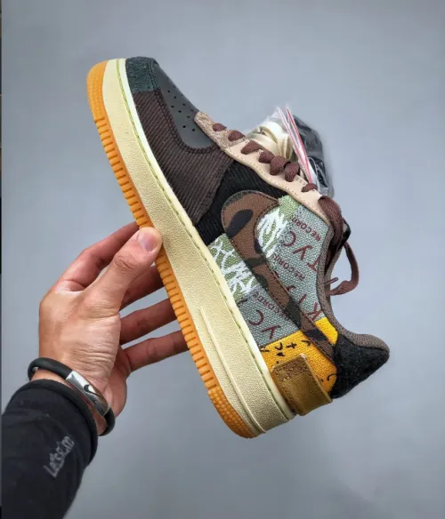 EM Sneakers Nike Air Force 1 Low Travis Scott Cactus Jack review 