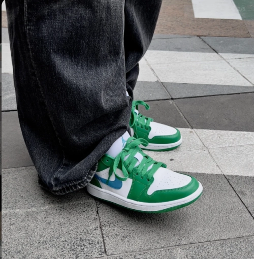 EM Sneakers Jordan 1 Low Pine Green reviewed by