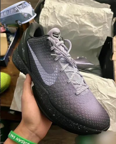 EM Sneakers Nike Kobe 6 Protro EYBL review M m