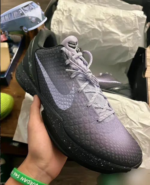 EM Sneakers Nike Kobe 6 Protro EYBL review 
