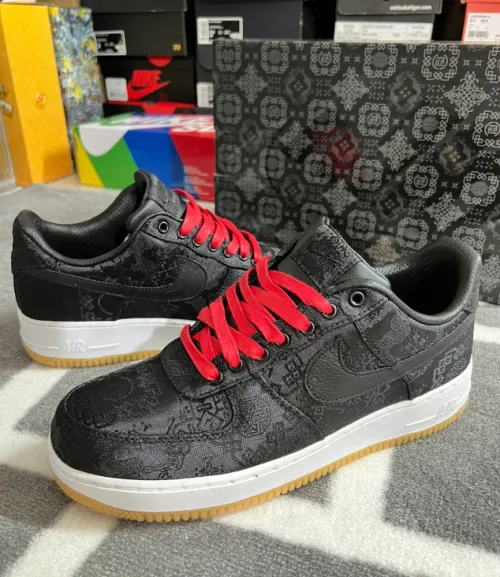 EM Sneakers Nike Air Force 1 Low Fragment x CLOT review 