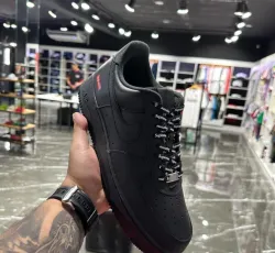 EM Sneakers Nike Air Force 1 Low "Supreme Black" review ssdgs