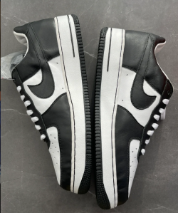 EM Sneakers Nike Air Force 1 Low QS Terror Squad Blackout review lubga