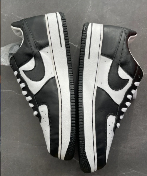 EM Sneakers Nike Air Force 1 Low QS Terror Squad Blackout reviewed by