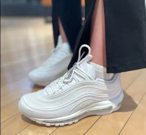 EM Sneakers Nike Air Max 97 White Hot review 