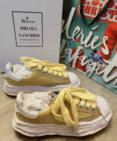 EM Sneakers Mihara Yasuhiro White and White Yellow review yuhabl