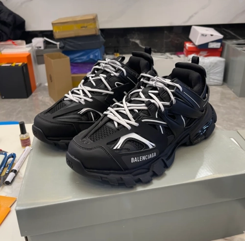 EM Sneakers Balenciaga Track LED Black and White reviewed by