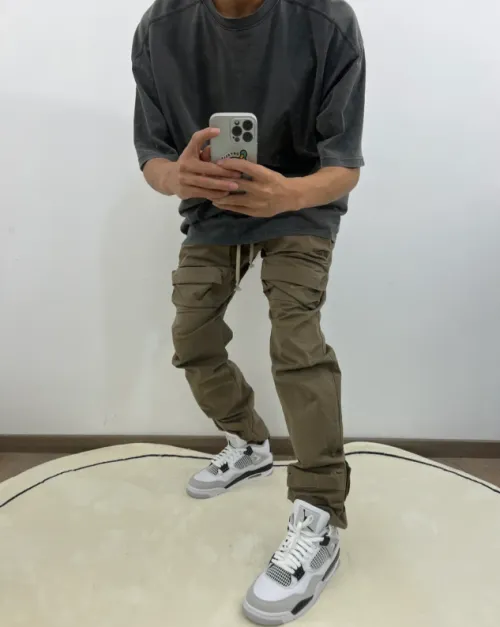 EM Sneakers Jordan 4 Retro Military Black review 