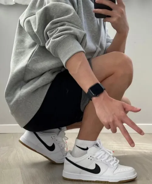 EM Sneakers Nike SB Dunk Low Orange Label White Black (2019) review 