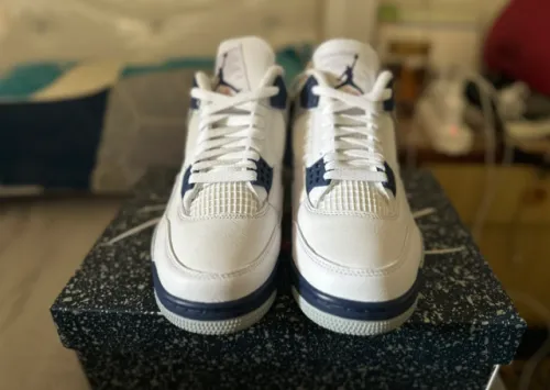 EM Sneakers Jordan 4 Retro Midnight Navy review 