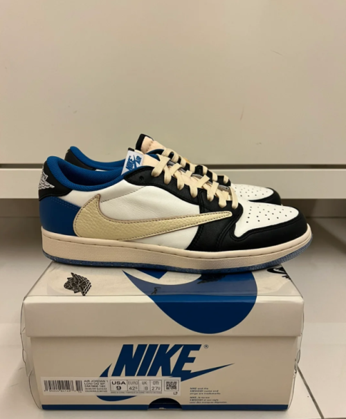 EM Sneakers Jordan 1 Retro Low OG SP Fragment x Travis Scott review 