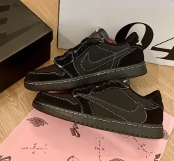 EM Sneakers Jordan 1 Retro Low OG SP ×Travis Scott Black Phantom review Sajad 01
