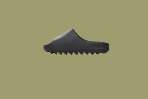 EM Sneakers adidas Yeezy Slide Onyx (2022/2023) review 