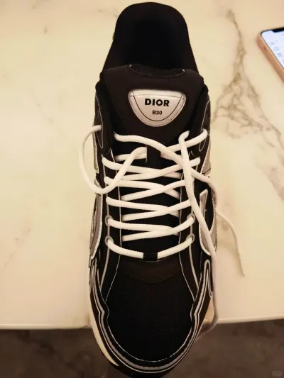 EM Sneakers Dior B30 Black Coffee review Bailey