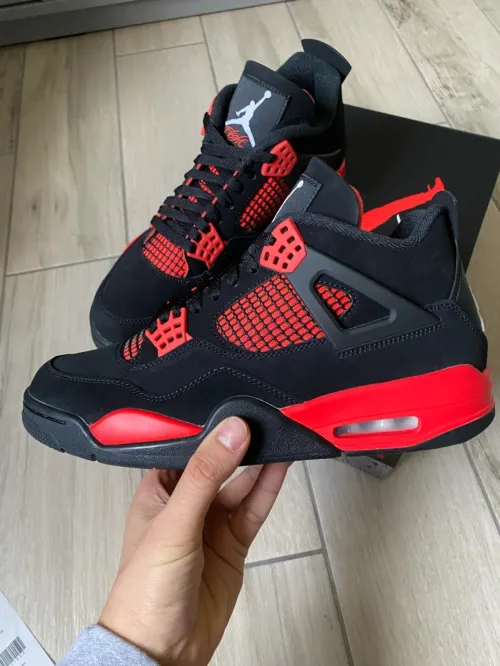 EM Sneakers Jordan 4 Retro Red Thunder review 